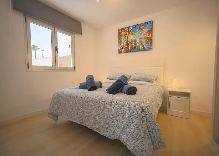 1 Rociega 35 * Puerto del Carmen (Lanzarote)